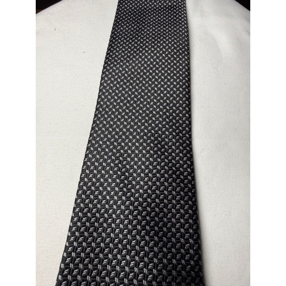 JOS A BANK Signature Collection Mens Tie Black‎ White Geometric Silk